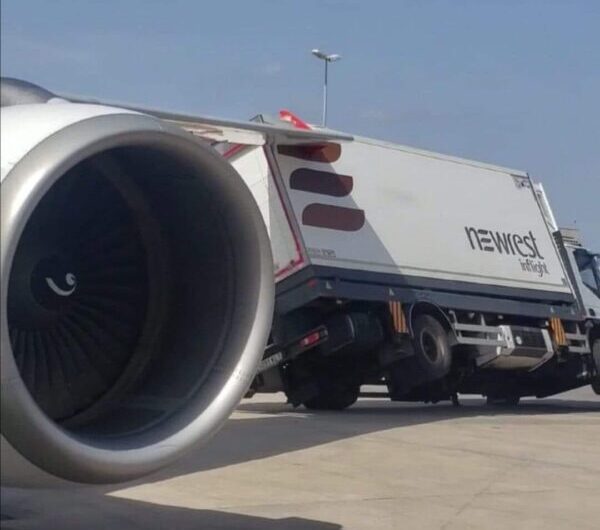 Aéroport de Barcelone: Un avion d’air Sénégal percute un camion