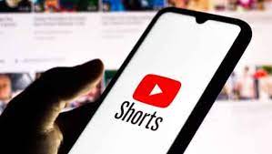 Youtube : les créateurs de contenus peuvent gagner de l’argent grâce aux annonces sur les Shorts dès le 1er février