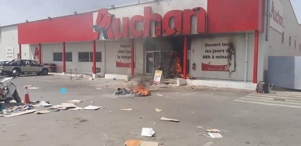 Mbour : Auchan suspend temporairement ses activités